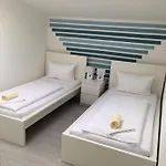Apartamento Benni 2 *