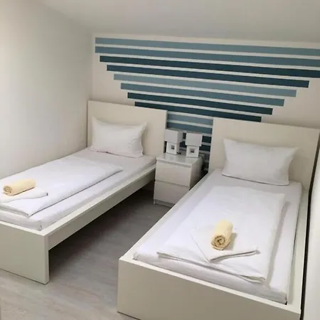 Apartment Benni 2 *