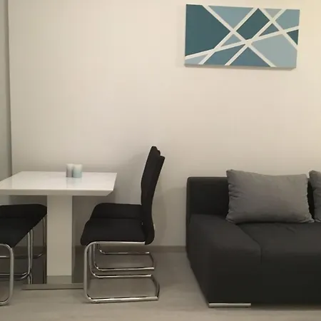 Benni 2 Apartment